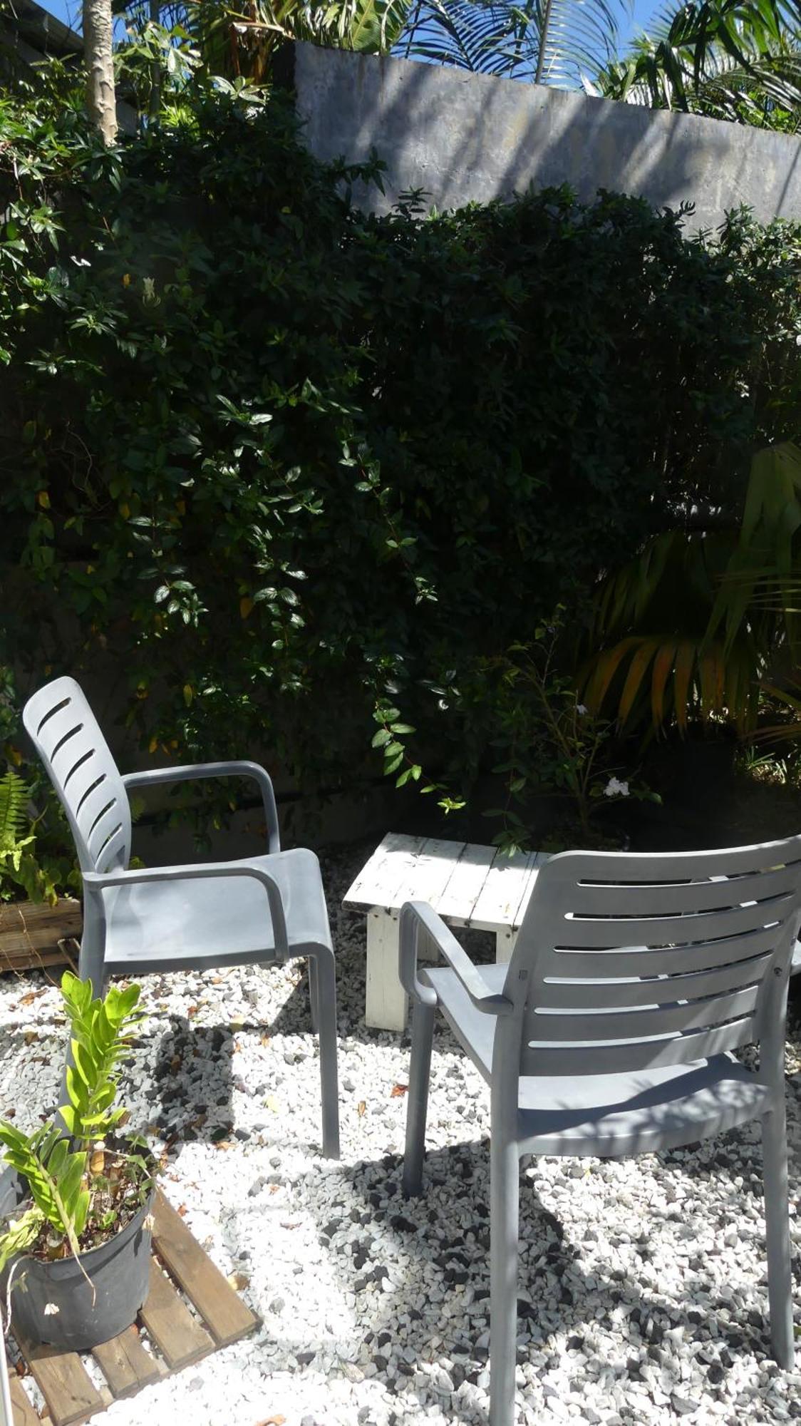 LONBRAZ VOLKAN meublé avec jacuzzi privatif Saint-Philippe Extérieur photo